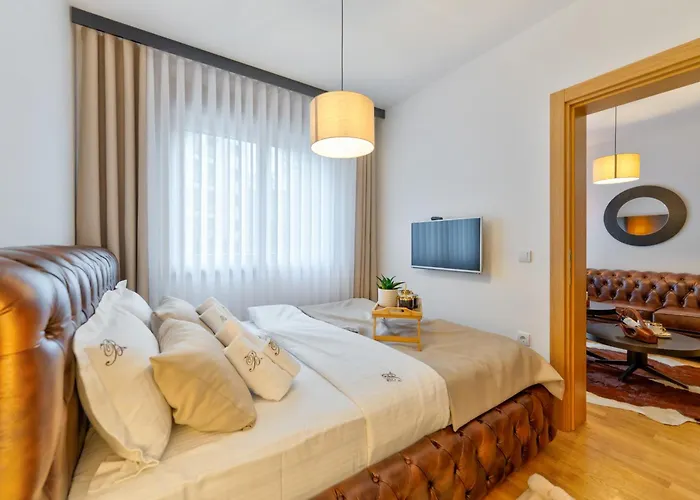 Zlatiborski Trenutak Wellness & شقة